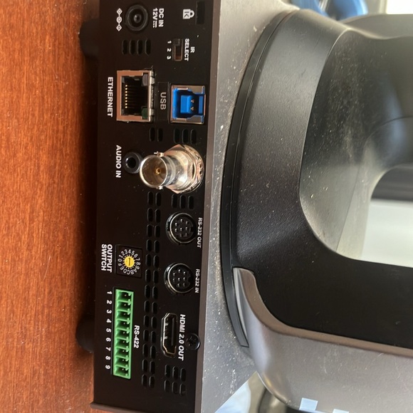 Lumens 4k PTZ Video Camera - Picture 3 of 4